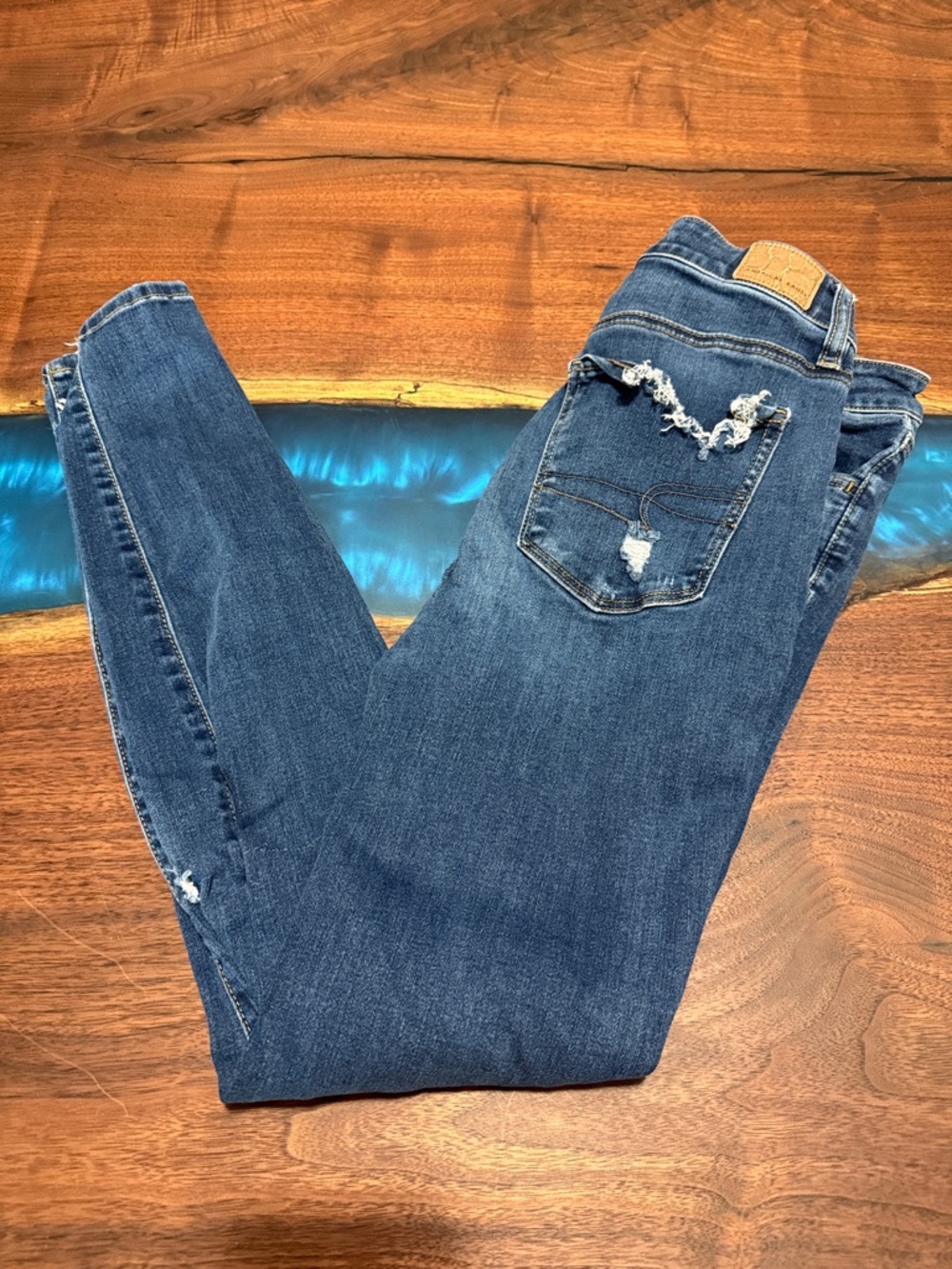 American Eagle Outfitters Medium Blue Distressed Skinny Jeans